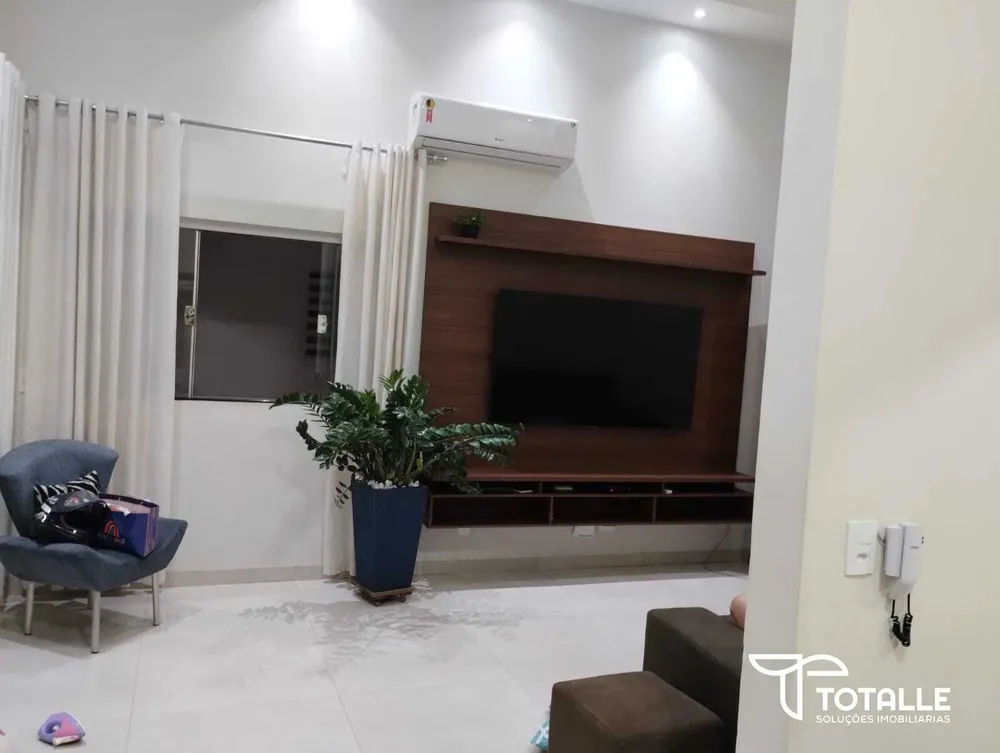 Casa, 3 quartos, 170 m² - Foto 1