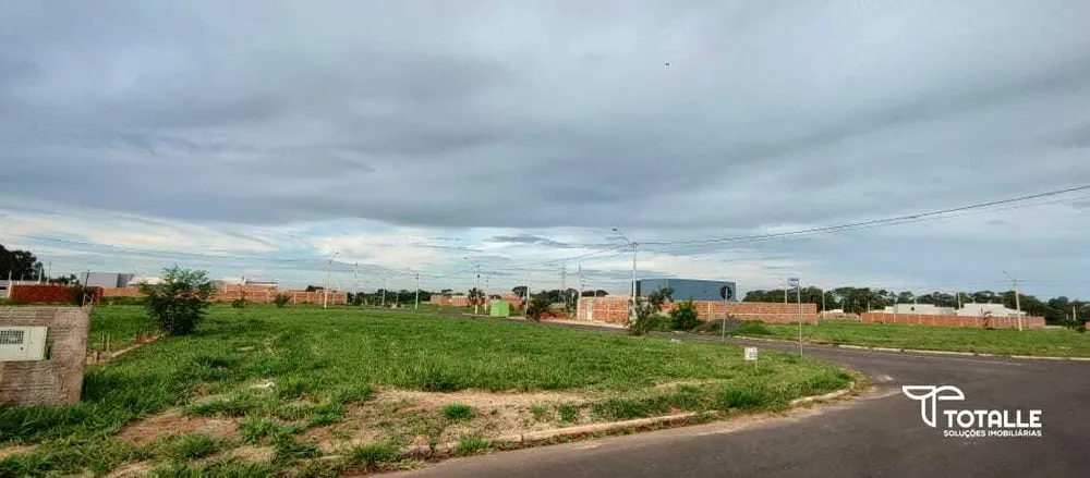 Terreno, 301 m² - Foto 1