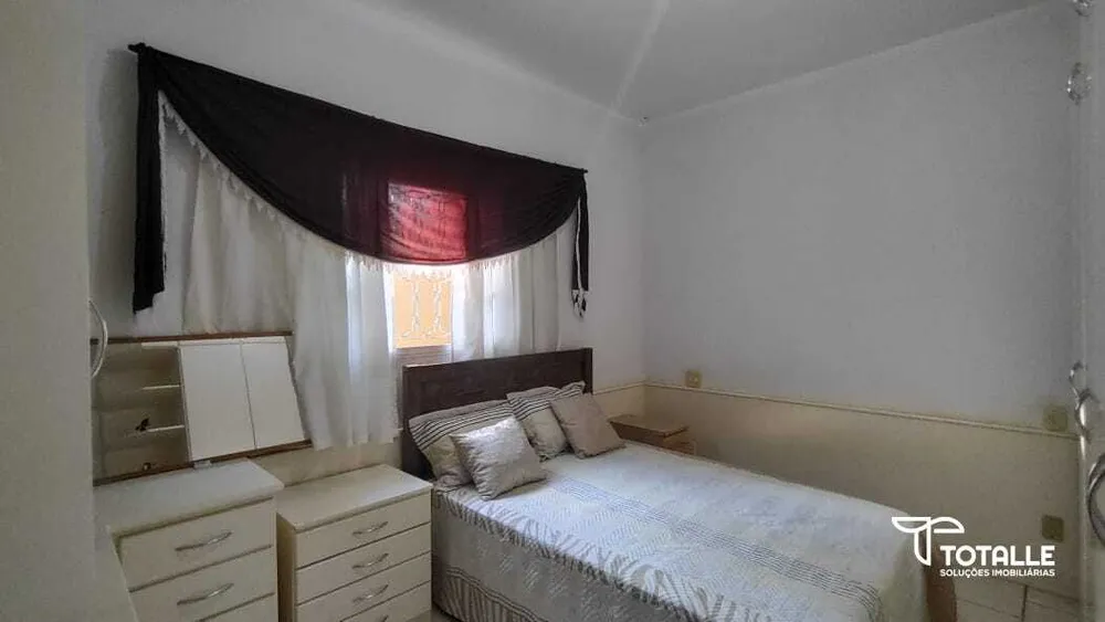 Casa, 4 quartos, 196 m² - Foto 2