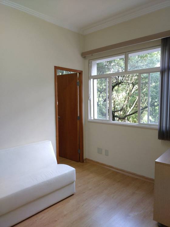 Apartamento à venda com 1 quarto, 36m² - Foto 1