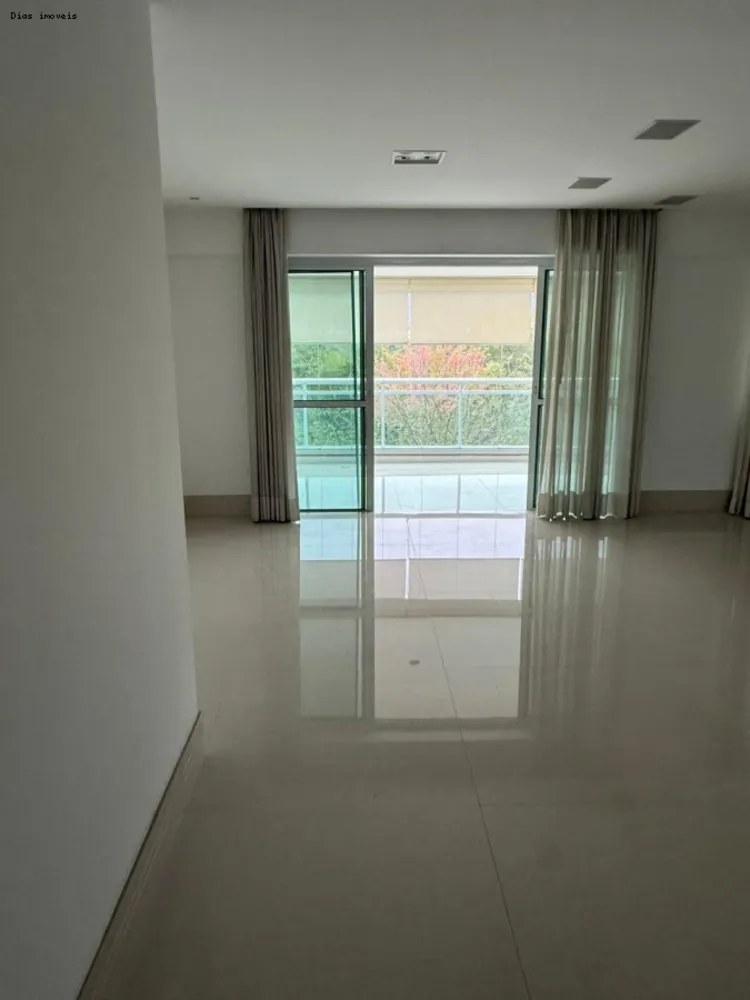 Apartamento, 3 quartos, 160 m² - Foto 2