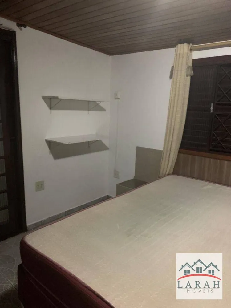 Casa, 1 quarto, 233 m² - Foto 2