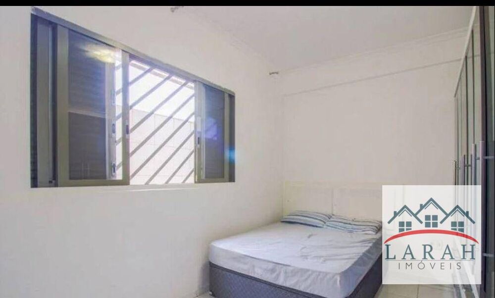 Casa à venda com 3 quartos, 270m² - Foto 4