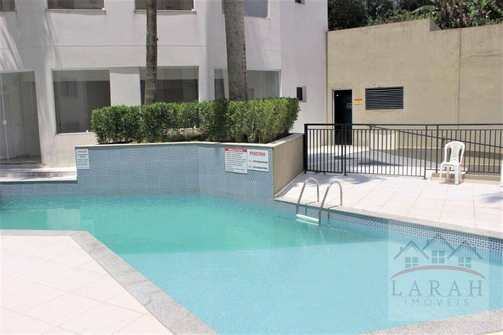 Apartamento à venda com 2 quartos, 70m² - Foto 4