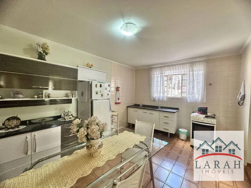 Casa, 3 quartos, 228 m² - Foto 13