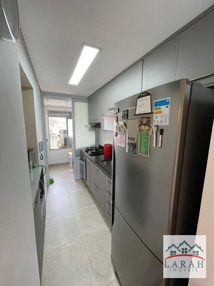 Apartamento à venda com 3 quartos, 75m² - Foto 4
