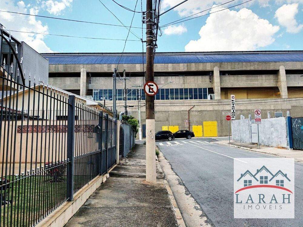 Casa à venda com 2 quartos, 100m² - Foto 4