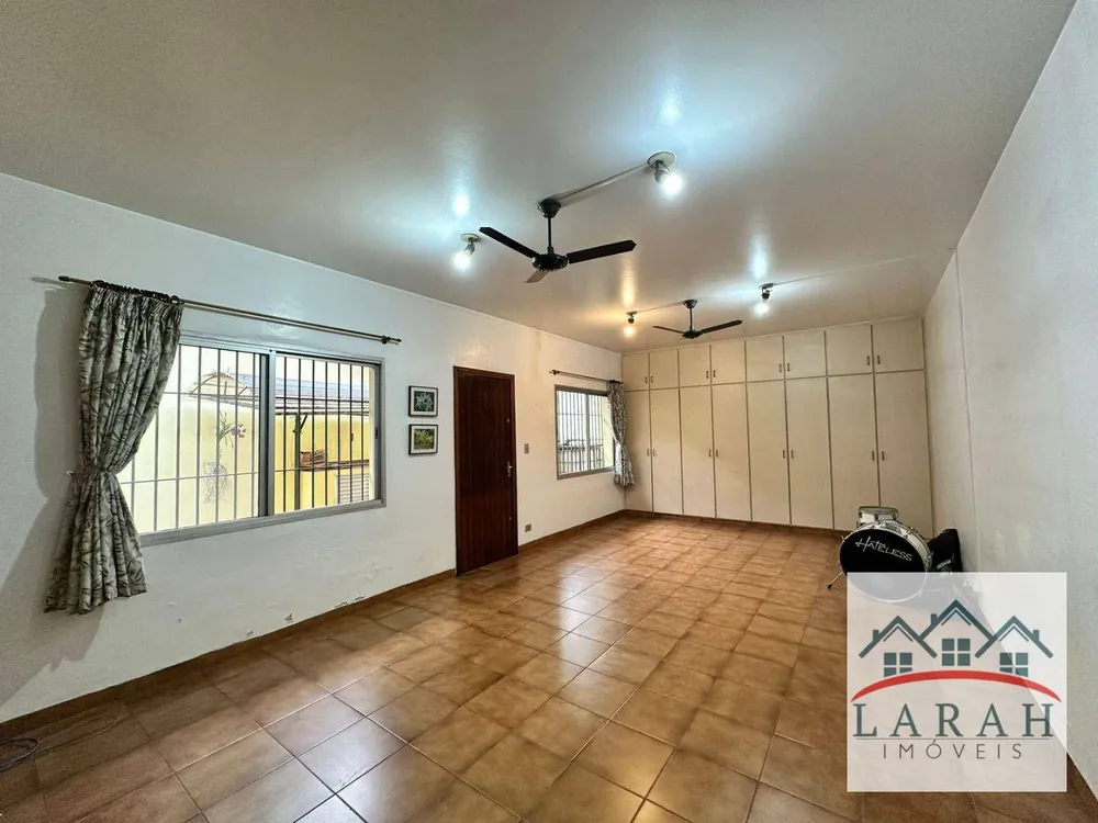 Casa, 3 quartos, 259 m² - Foto 15
