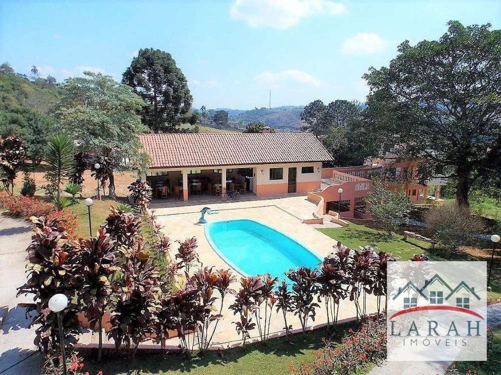 Chácara, 5 quartos, 640 m² - Foto 1