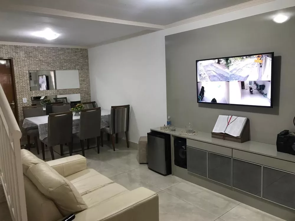 Sobrado à venda com 2 quartos, 90m² - Foto 2