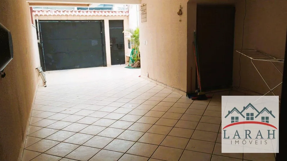 Casa, 3 quartos, 245 m² - Foto 1