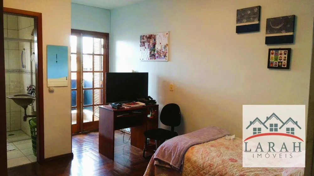 Casa, 3 quartos, 245 m² - Foto 7