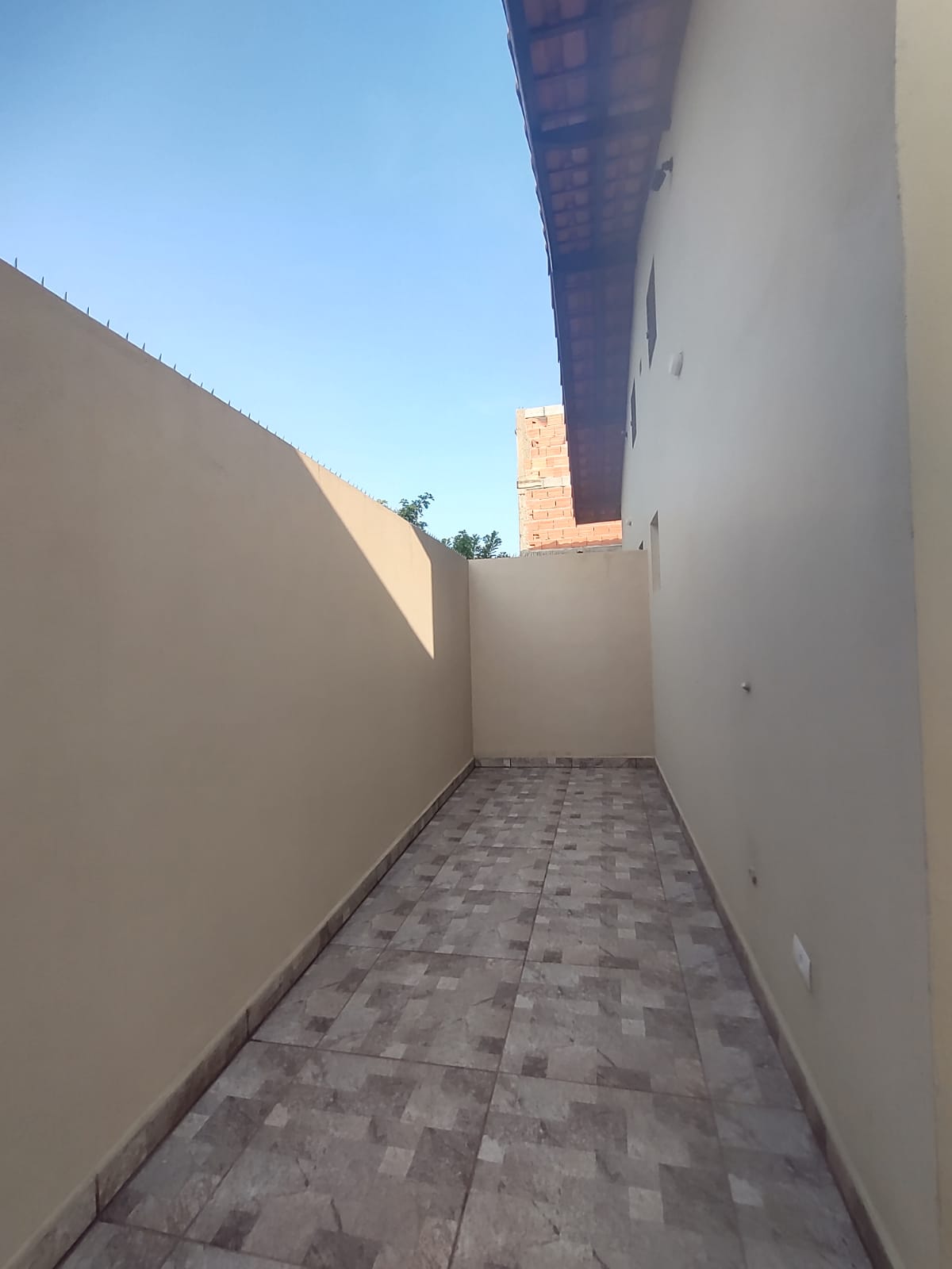 Casa à venda com 2 quartos, 60m² - Foto 15