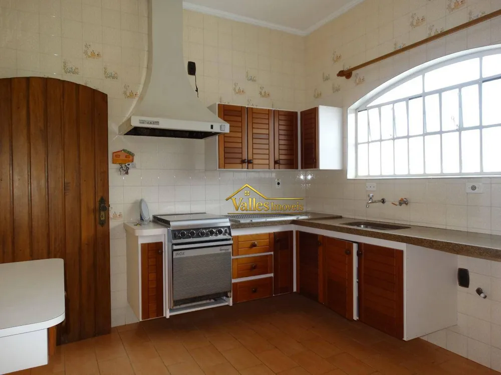 Casa, 3 quartos, 260 m² - Foto 5