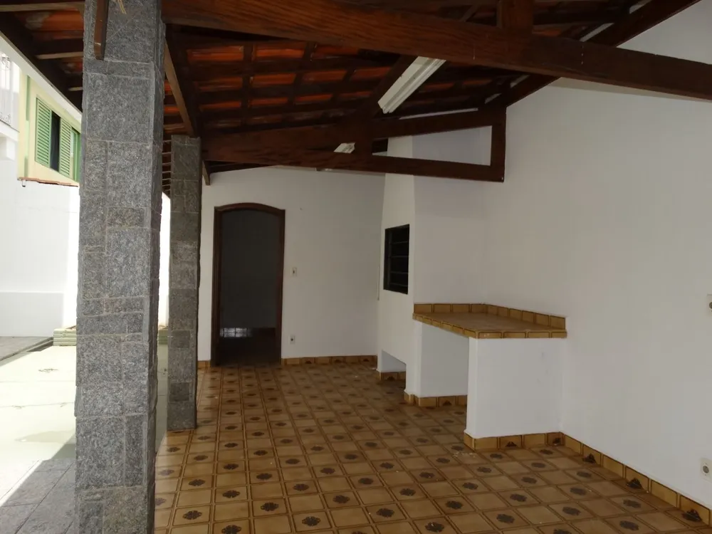 Casa, 3 quartos, 260 m² - Foto 1