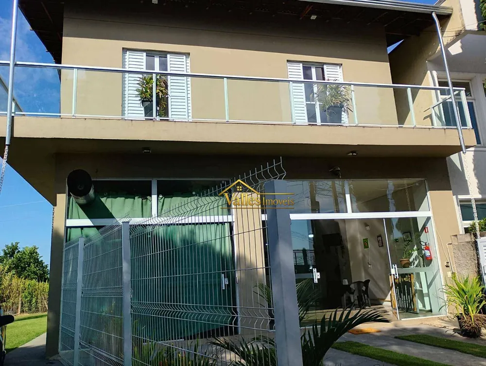 Chácara, 3 quartos, 700 m² - Foto 1