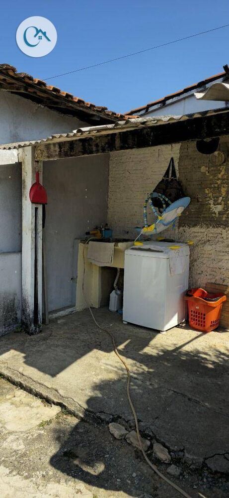Casa à venda com 1 quarto, 50m² - Foto 2