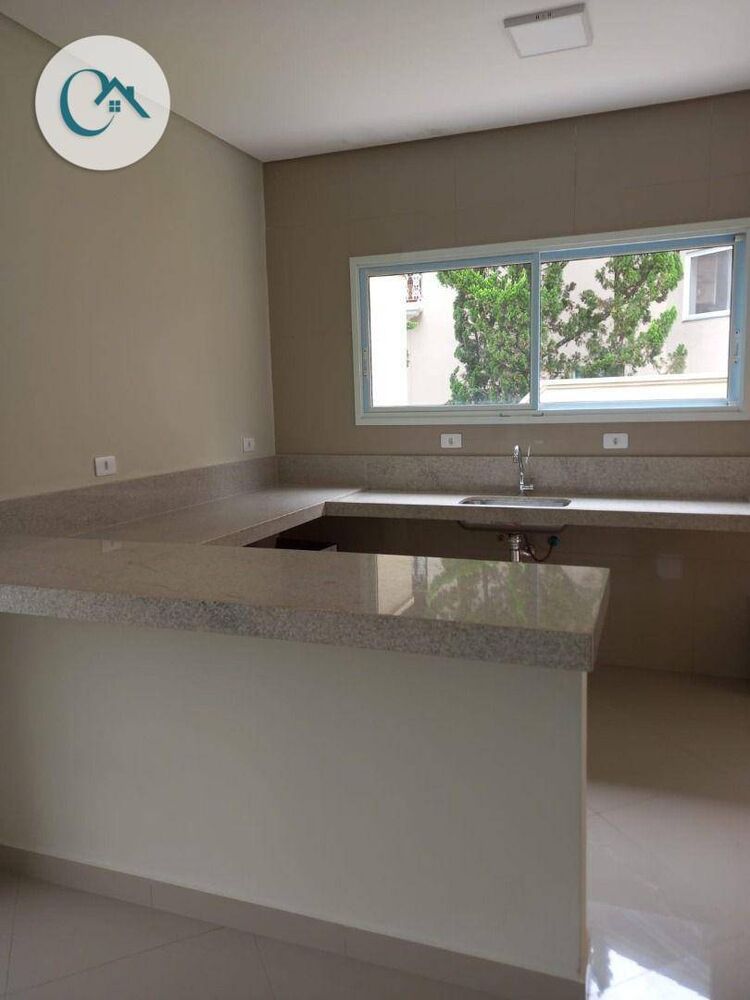Casa de Condomínio à venda com 3 quartos, 250m² - Foto 1