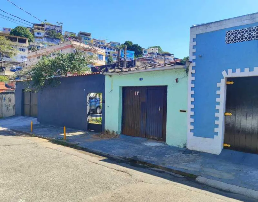 Casa, 3 quartos, 252 m² - Foto 1