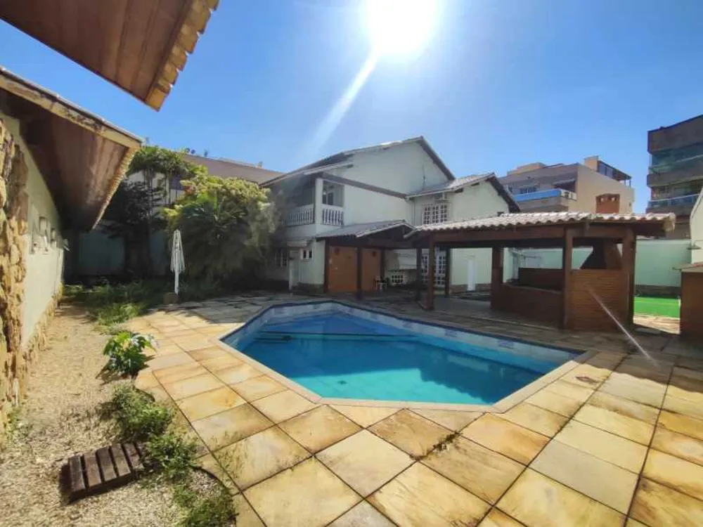 Casa, 4 quartos, 720 m² - Foto 1