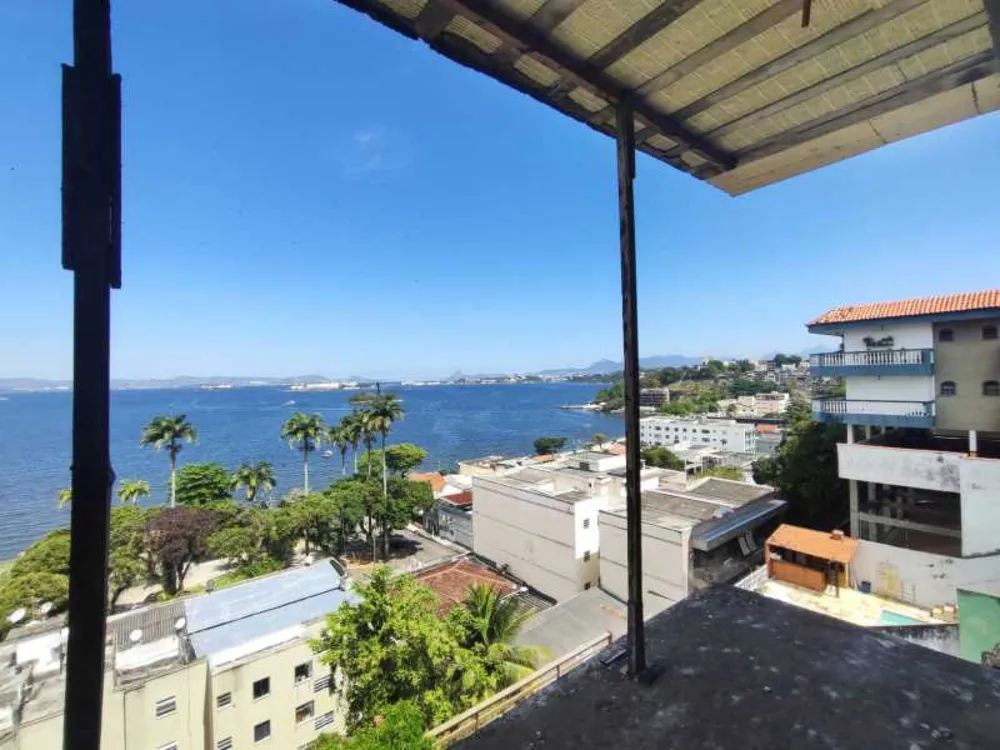 Casa, 6 quartos, 200 m² - Foto 8