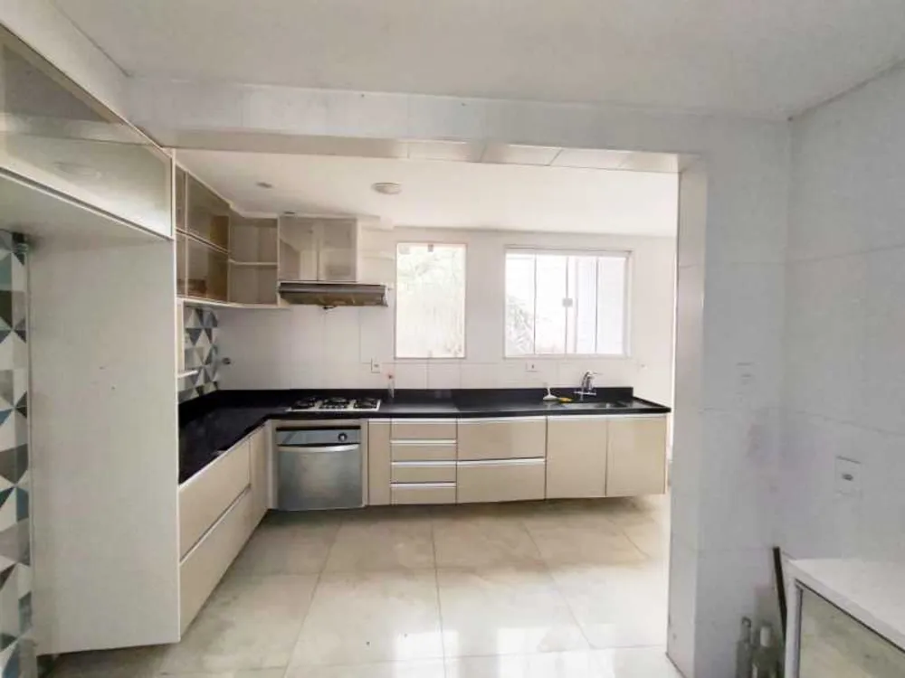Casa, 3 quartos, 97 m² - Foto 2