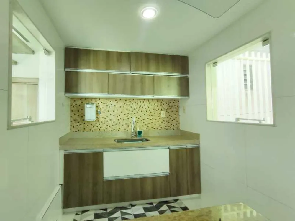 Casa, 3 quartos, 250 m² - Foto 2