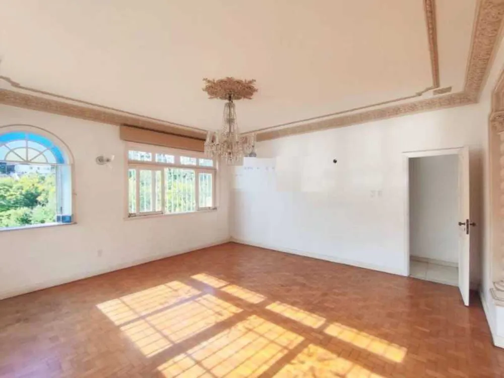 Casa, 8 quartos, 247 m² - Foto 5