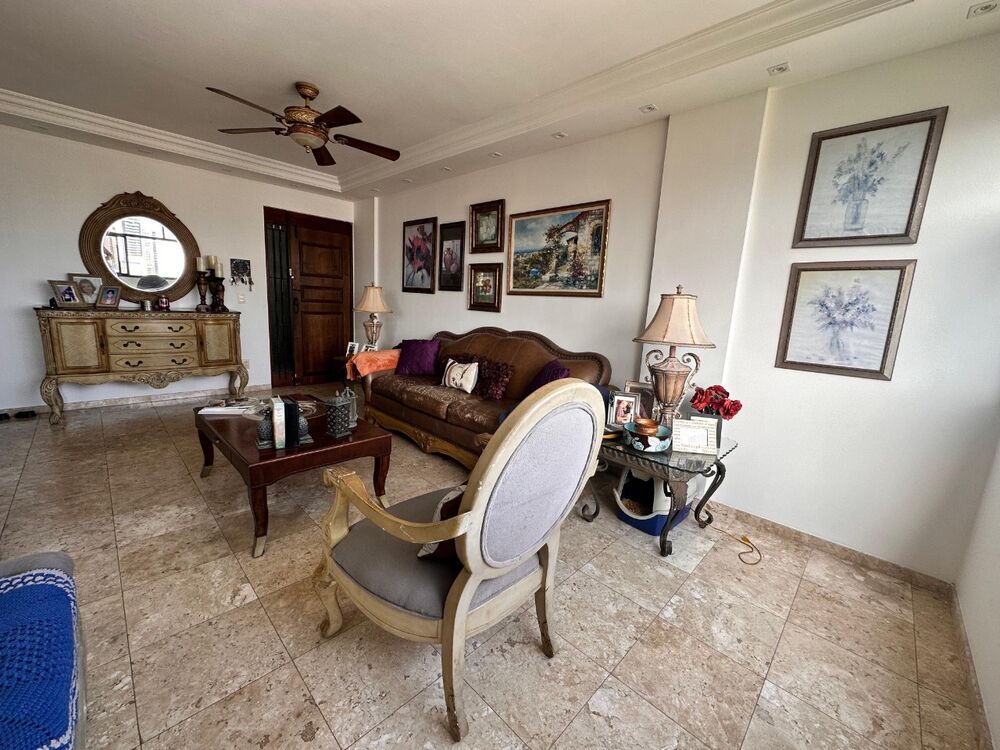 Apartamento, 3 quartos, 217 m² - Foto 2