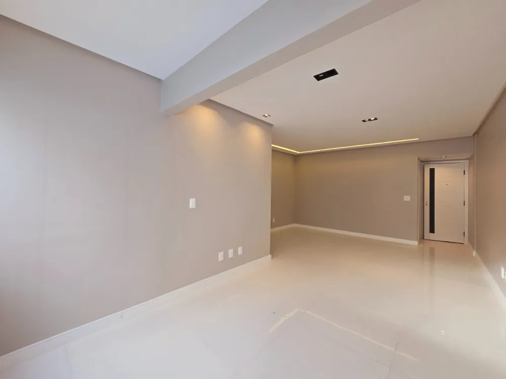 Apartamento, 3 quartos, 94 m² - Foto 1