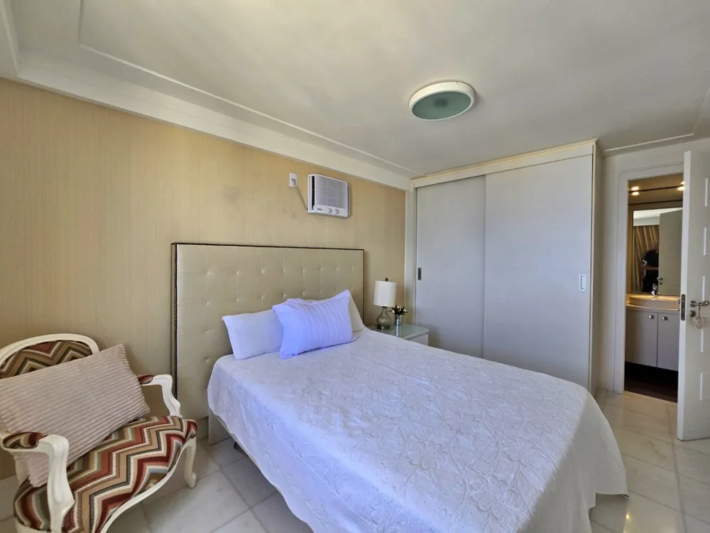 Apartamento, 4 quartos, 248 m² - Foto 1