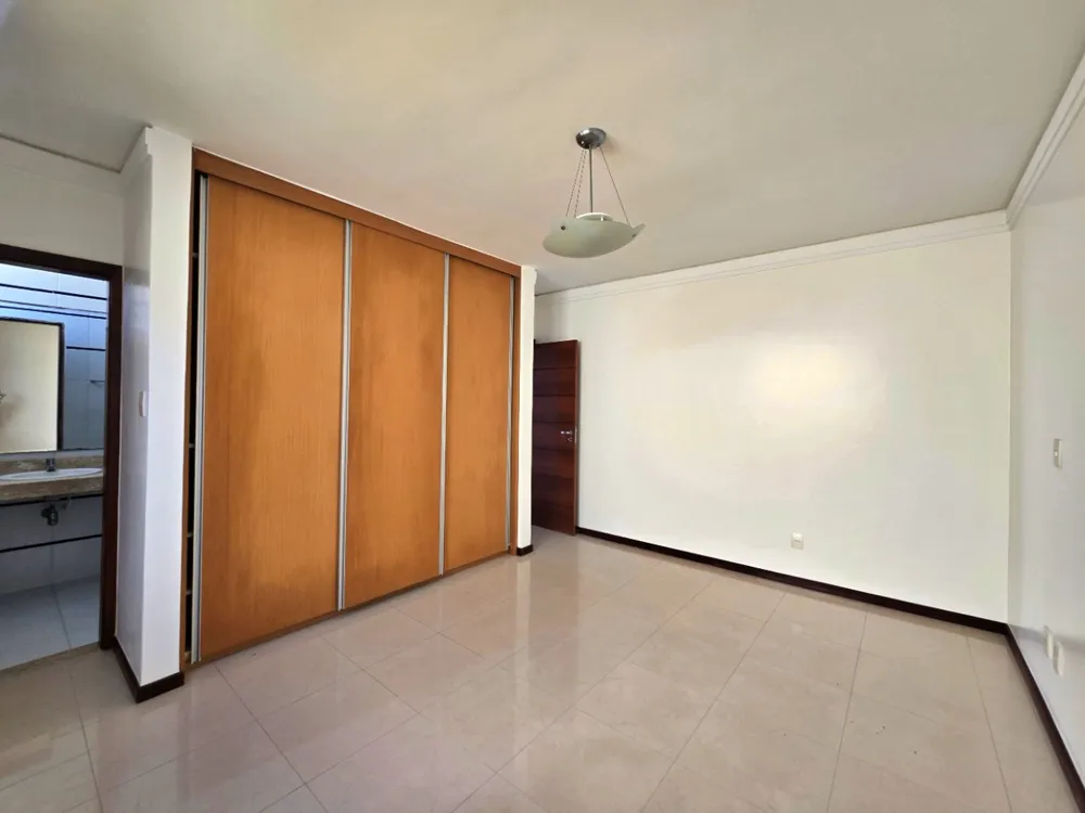 Casa, 4 quartos, 360 m² - Foto 8