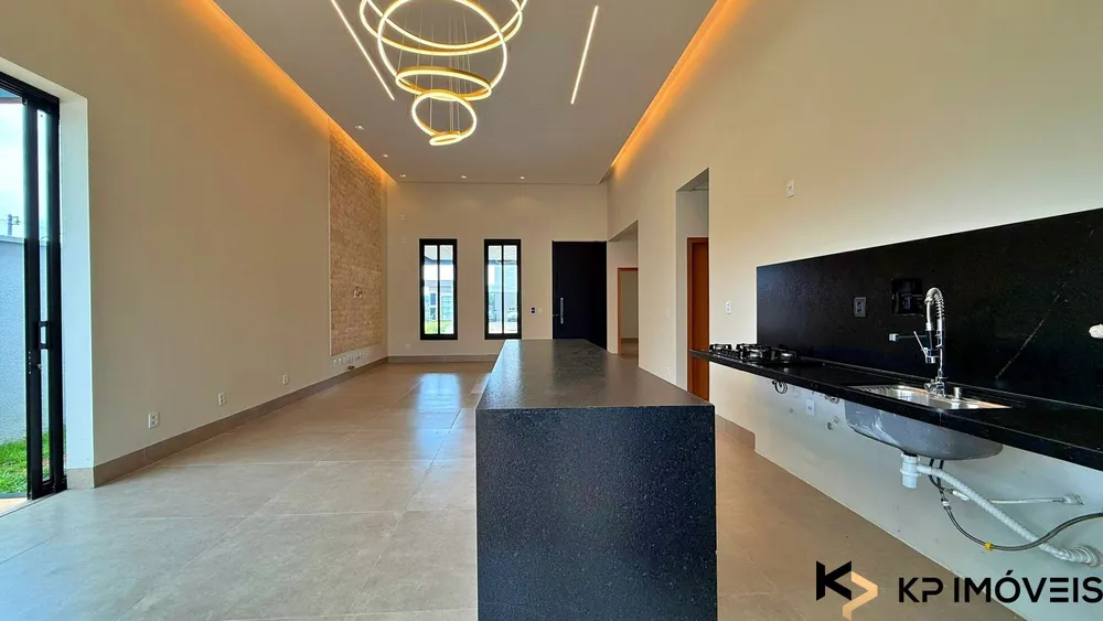 Casa, 3 quartos, 169 m² - Foto 2