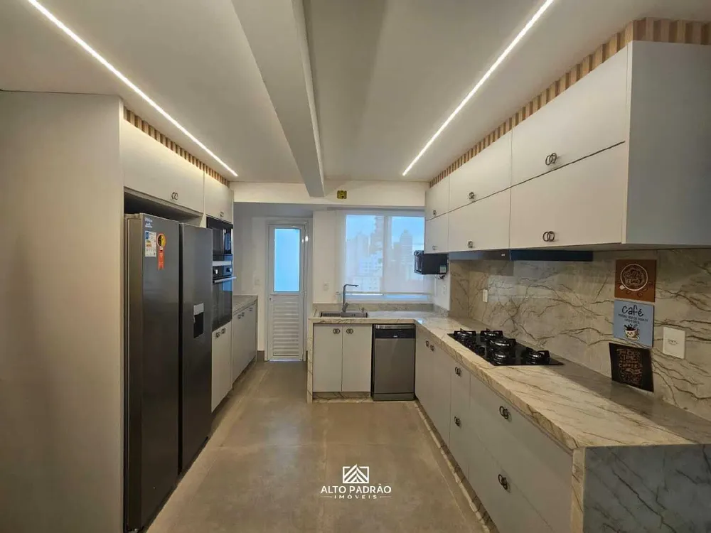 Apartamento, 3 quartos, 155 m² - Foto 1
