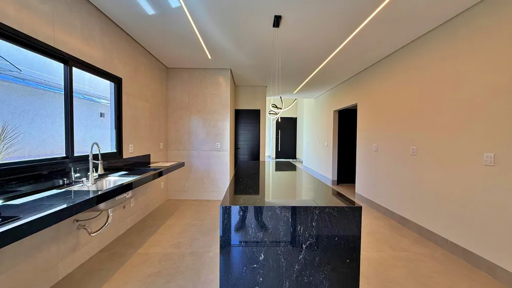 Casa, 4 quartos, 180 m² - Foto 4