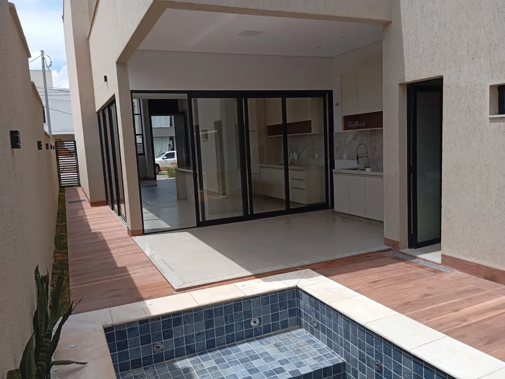Casa, 3 quartos, 165 m² - Foto 1