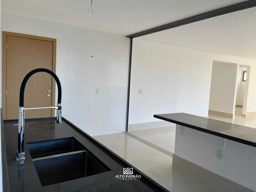 Casa, 4 quartos, 226 m² - Foto 4