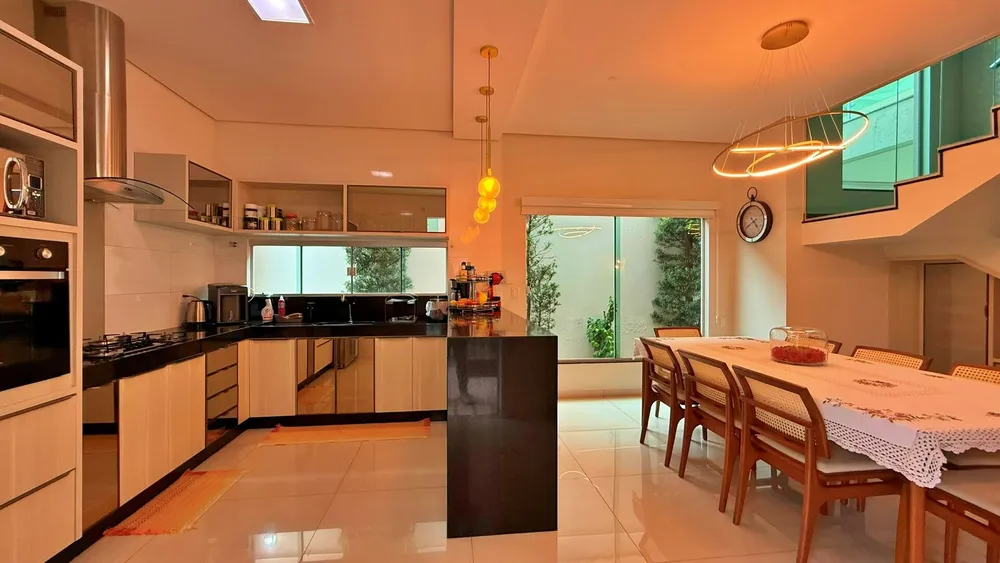 Casa, 4 quartos, 330 m² - Foto 7