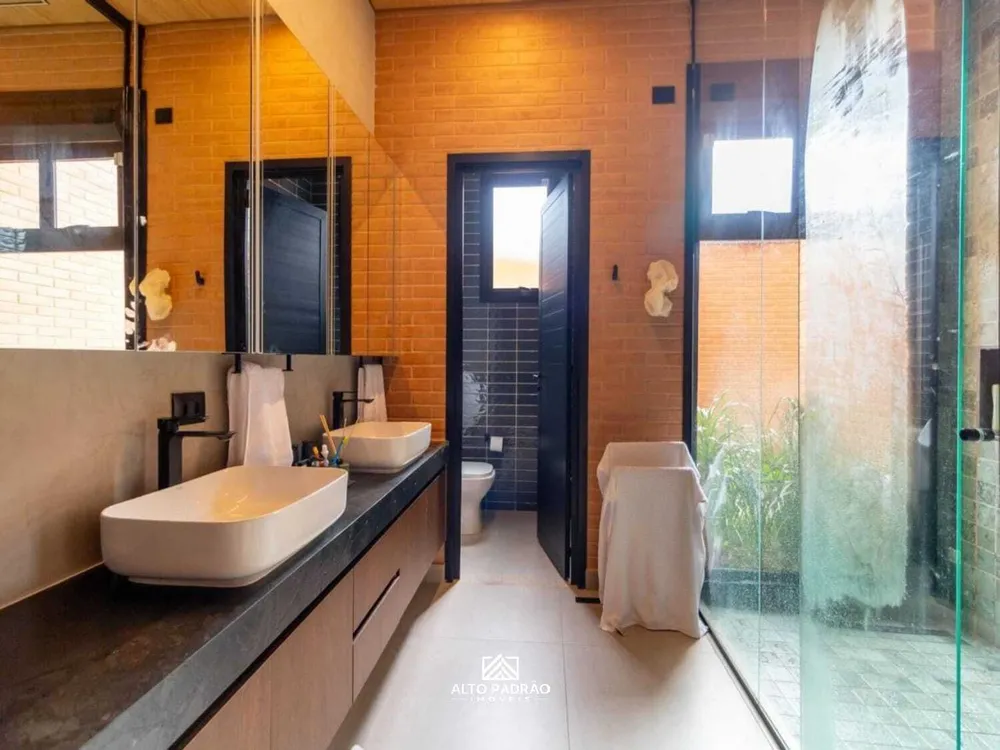 Casa, 4 quartos, 365 m² - Foto 1