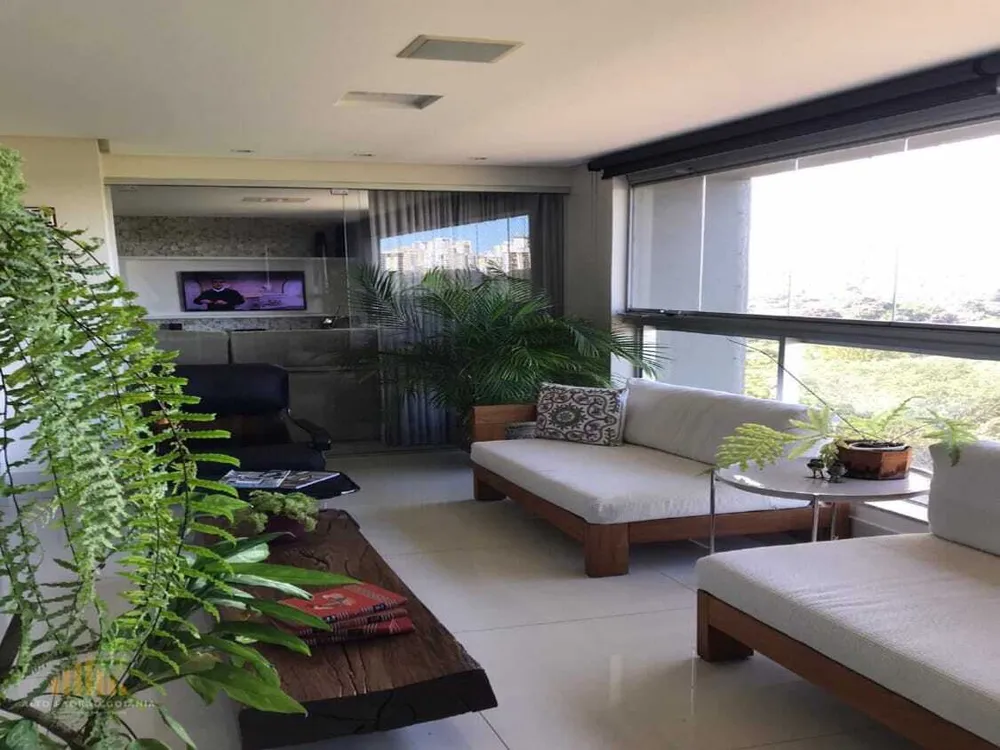 Apartamento, 3 quartos, 208 m² - Foto 11
