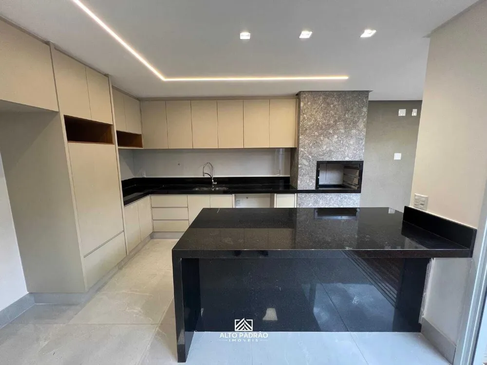 Casa, 4 quartos, 191 m² - Foto 3