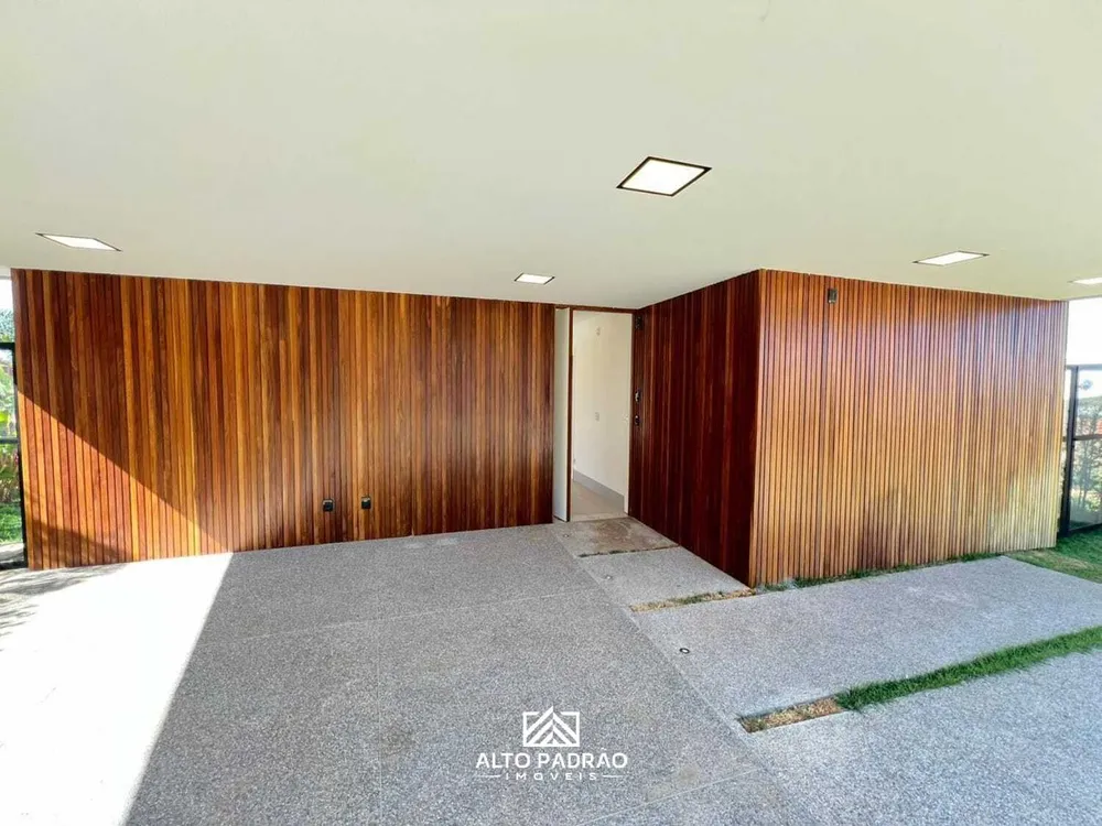 Casa, 4 quartos, 314 m² - Foto 1