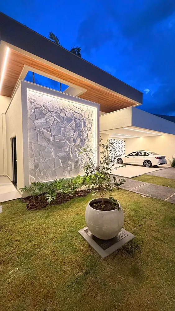 Casa, 4 quartos, 248 m² - Foto 1