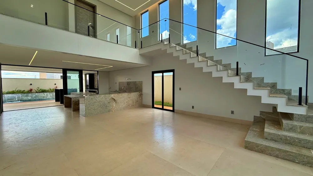 Casa, 4 quartos, 295 m² - Foto 3