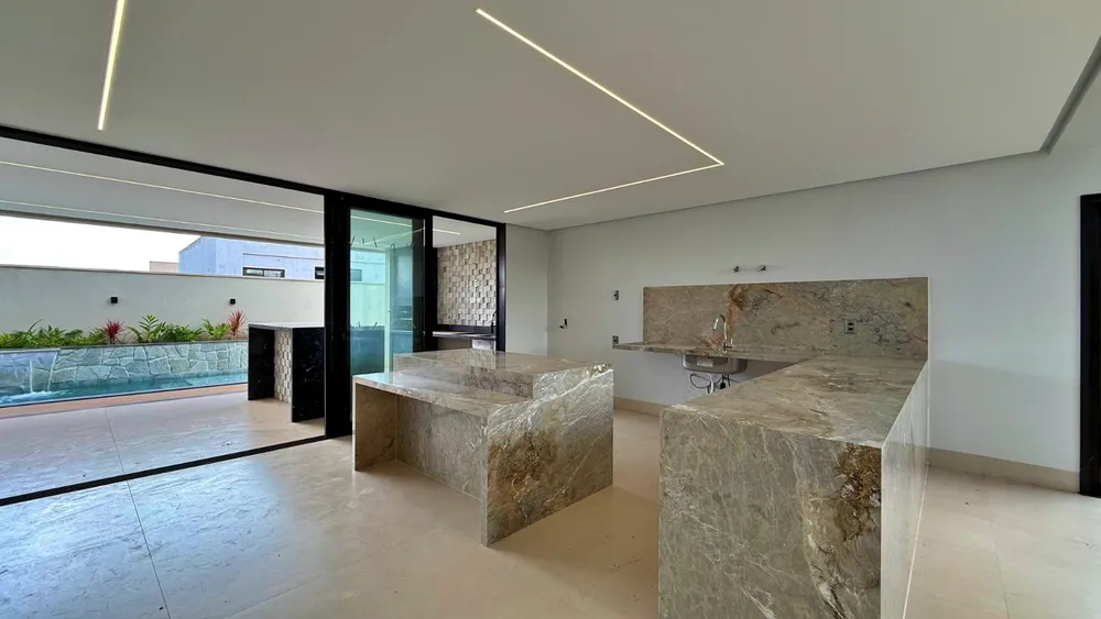 Casa, 4 quartos, 295 m² - Foto 3