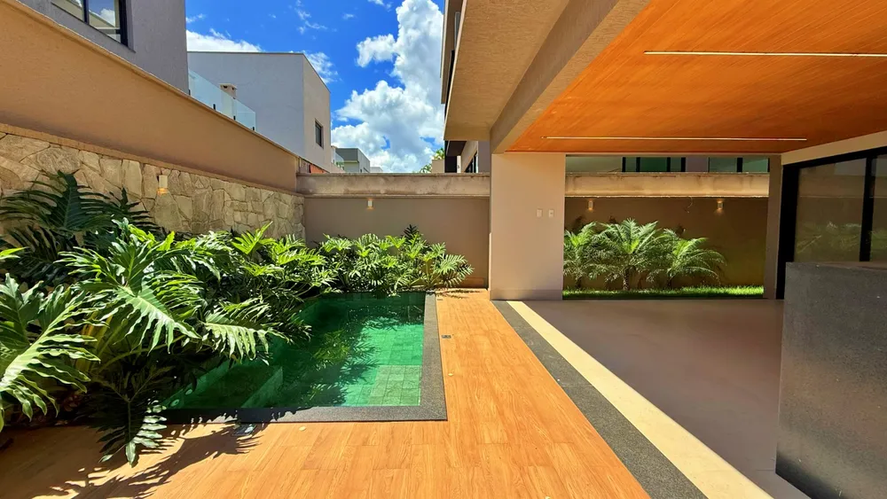 Casa, 3 quartos, 251 m² - Foto 2