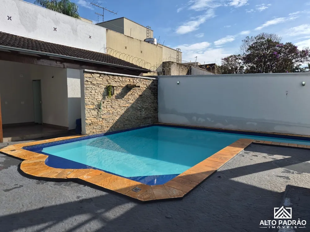 Casa, 3 quartos, 2518 m² - Foto 5