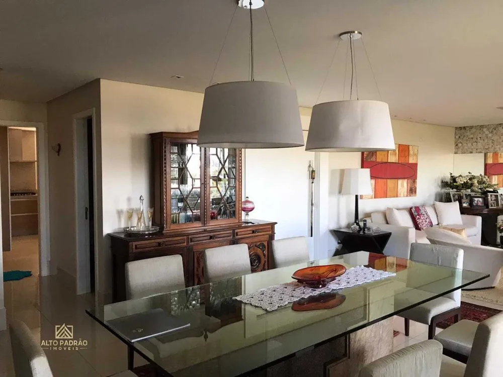Apartamento, 3 quartos, 208 m² - Foto 2