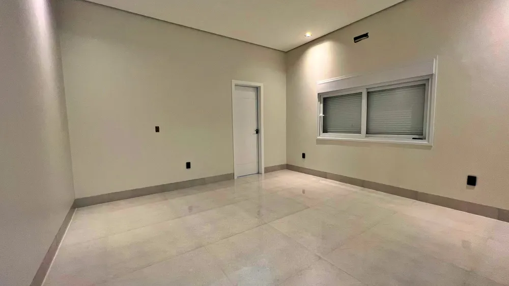 Casa, 4 quartos, 248 m² - Foto 4