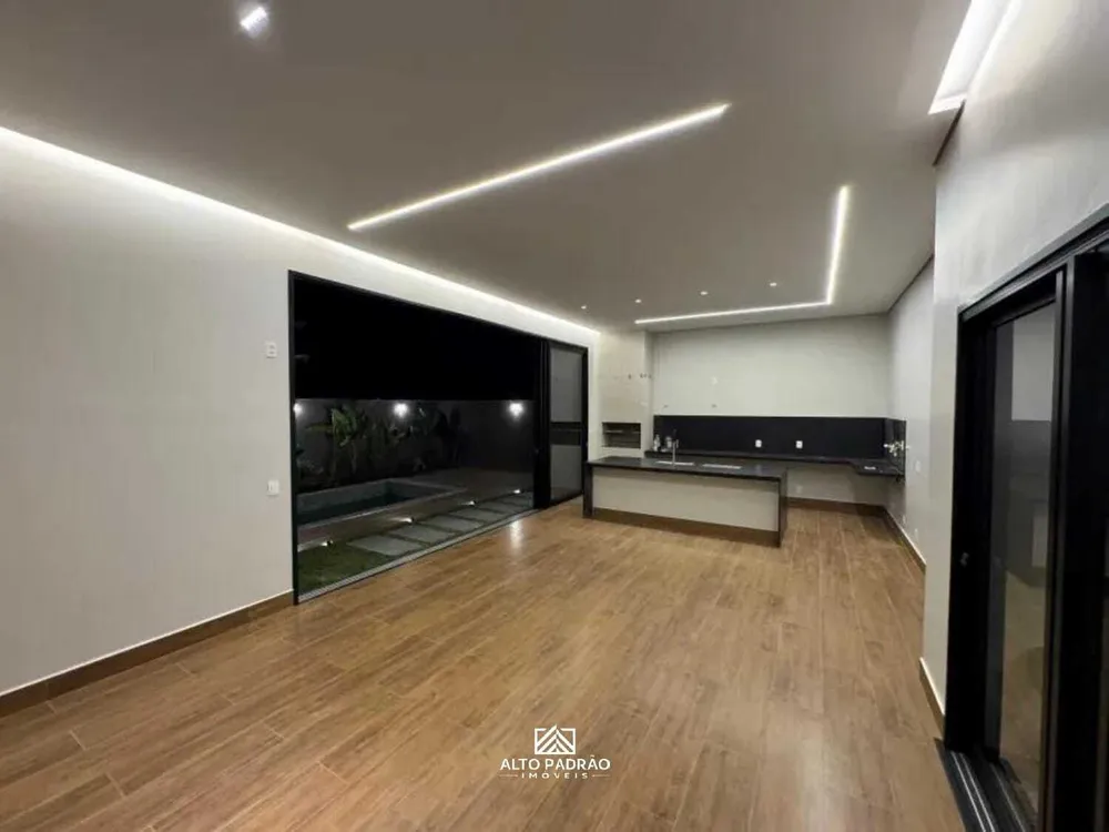 Casa, 3 quartos, 244 m² - Foto 10